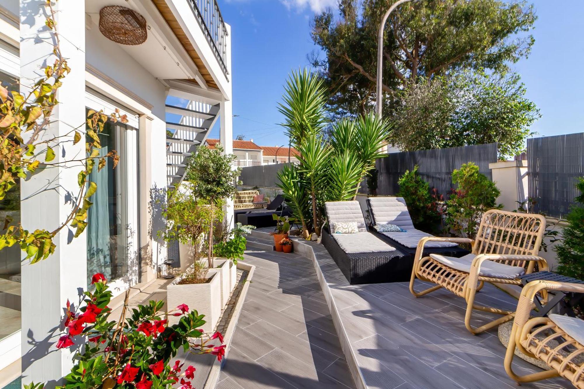 Nazare Oasis Suites Exterior photo